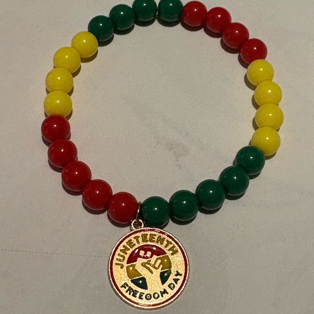 Vibrant Juneteenth Beaded Bracelet with Charm Pl